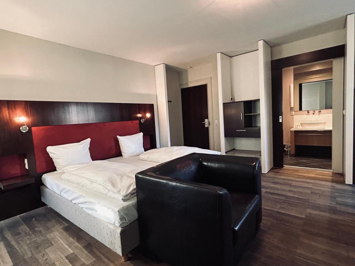 Hotel Brasserie Erlangen Buitenkant foto